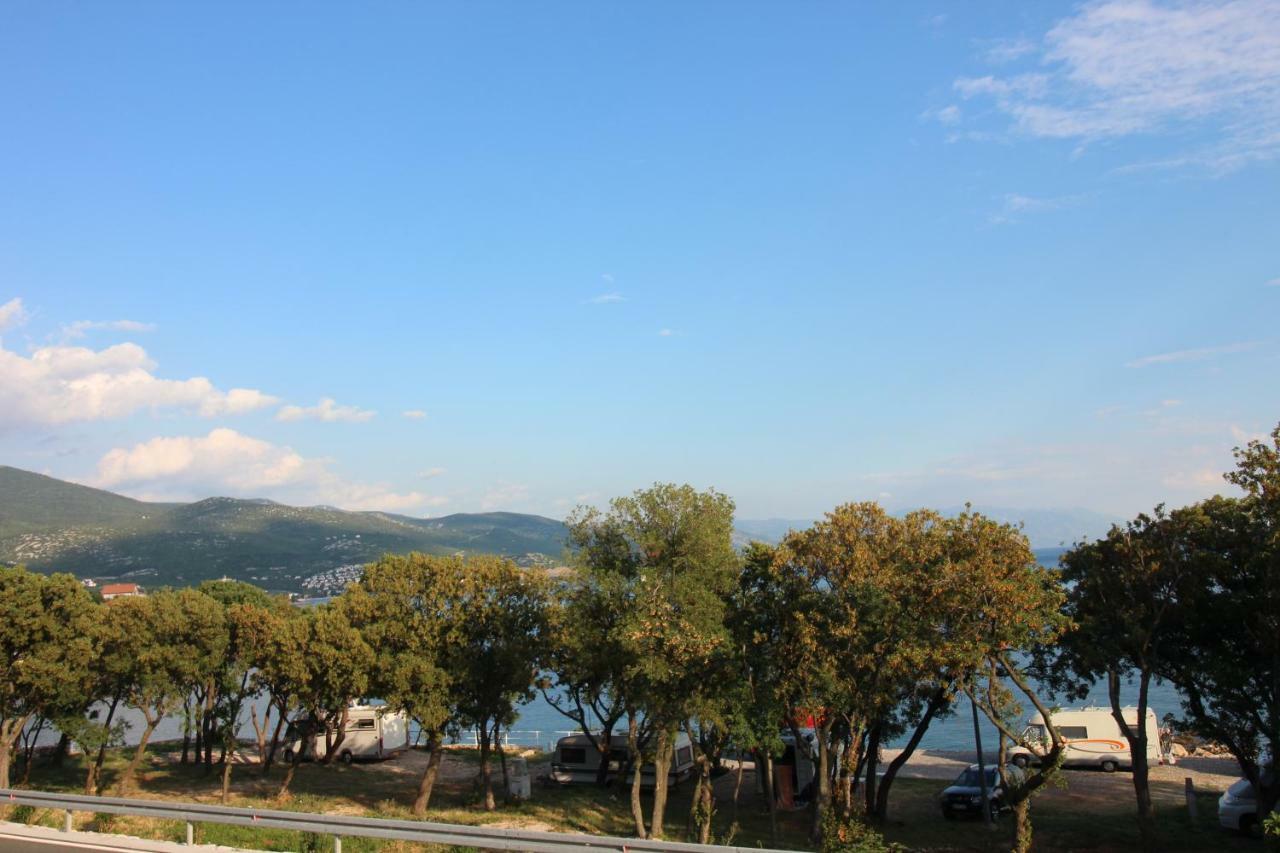 Apartmani Irena Novi Vinodolski Εξωτερικό φωτογραφία